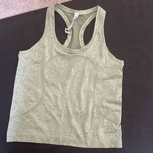 Lululemon  Swiftly Tech Racerback Tank Top 2.0 *Race Length